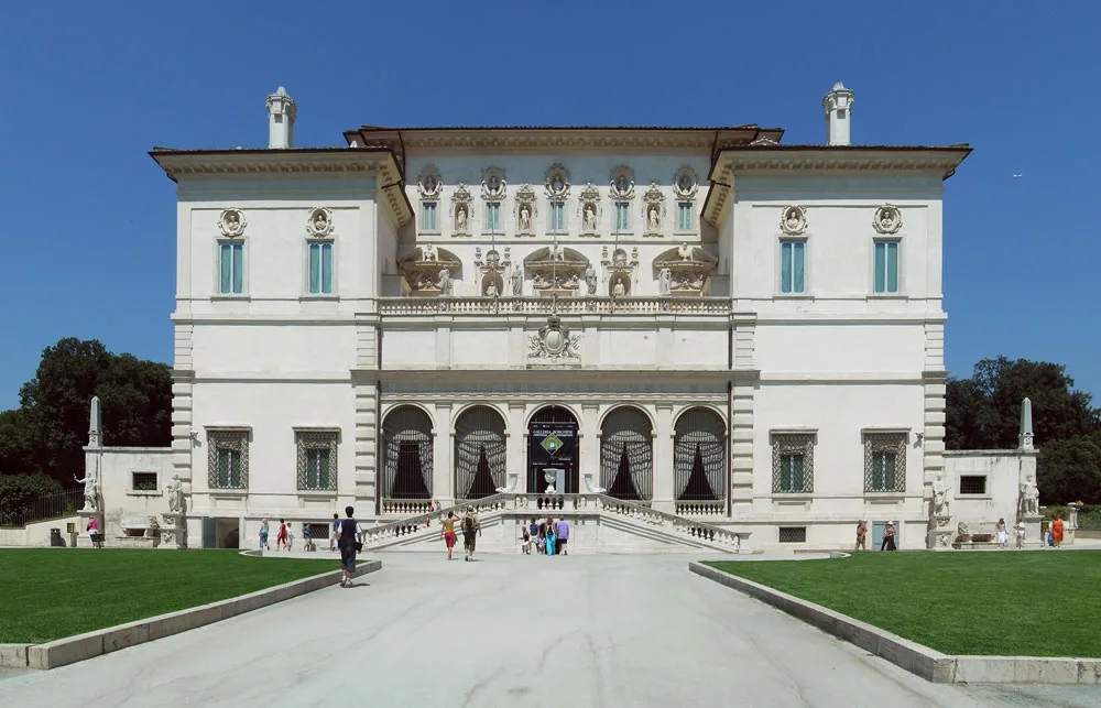 Fachada de la galería Borghese.