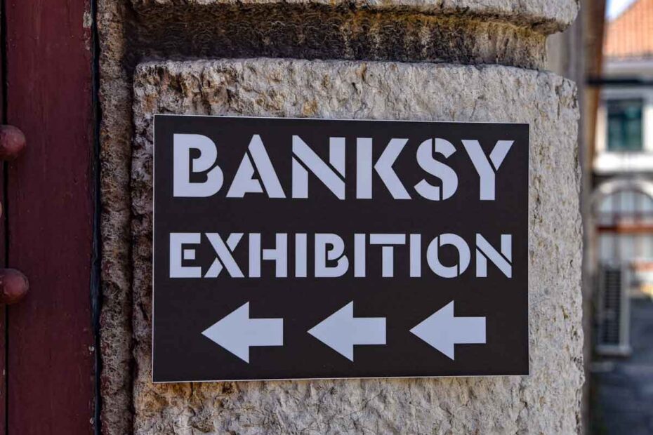 Discovering the art style of Banksy.
